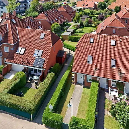Ferienwohnpark Amselweg 11 Holiday home Kellenhusen